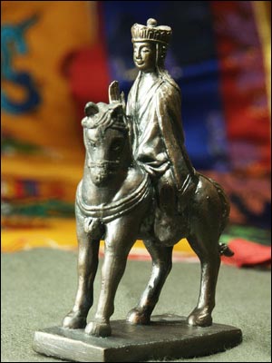 48794-極小仏像「西遊記 三蔵法師」