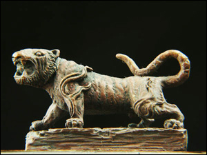 61282-極小仏像「四神獣 西方神白虎」