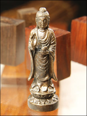 61318-極小仏像「薬師如来(中)」