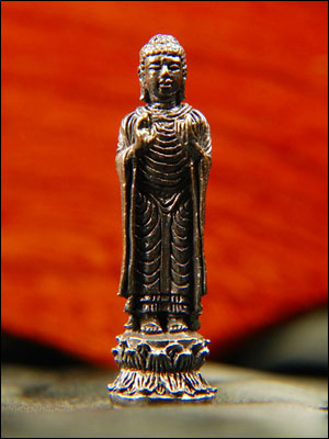 61293-極小仏像「釈迦如来」